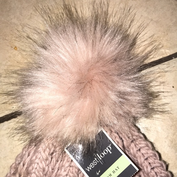 "POM HAT" (NEW)! - Picture 2 of 7